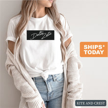 Load image into Gallery viewer, Delta Zeta T-shirt - Dee Zee (DZ) Black Box Tee - Kite and Crest