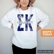 Load image into Gallery viewer, Sigma Kappa Blue Floral Sorority Crewneck Sweatshirt - Kite and Crest