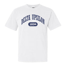 Load image into Gallery viewer, Delta Upsilon Comfort Colors T-Shirt - DU Fraternal Arch Shirt - Kite and Crest
