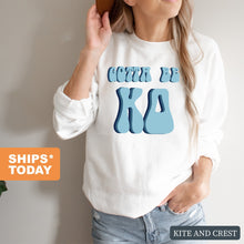 Load image into Gallery viewer, Kappa Delta Sweatshirt - KD Gotta Be Crewneck Sweatshirt - Kite and Crest
