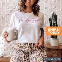 Load image into Gallery viewer, Phi Sigma Sigma T-Shirt | Phi Sig Vintage Alumna Shirt | Phi Sigma Sigma Sorority Gift Idea - Kite and Crest
