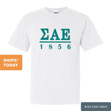 Load image into Gallery viewer, Sigma Alpha Epsilon Comfort Colors T-Shirt - SAE Lettered Basic Shirt - Kite and Crest
