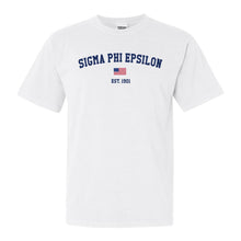 Load image into Gallery viewer, Sigma Phi Epsilon Comfort Colors T-Shirt - Sig Ep USA Flag Shirt - Kite and Crest
