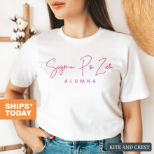 Load image into Gallery viewer, Sigma Psi Zeta Vintage Alumna T-shirt - Kite and Crest
