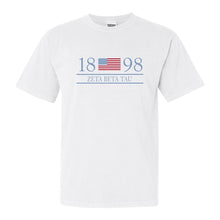 Load image into Gallery viewer, Zeta Beta Tau Comfort Colors T-Shirt - Zeta Beta Tau Flag Year Shirt - Kite and Crest
